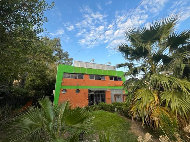 Galpon con Oficinas en Excelente Estado 2