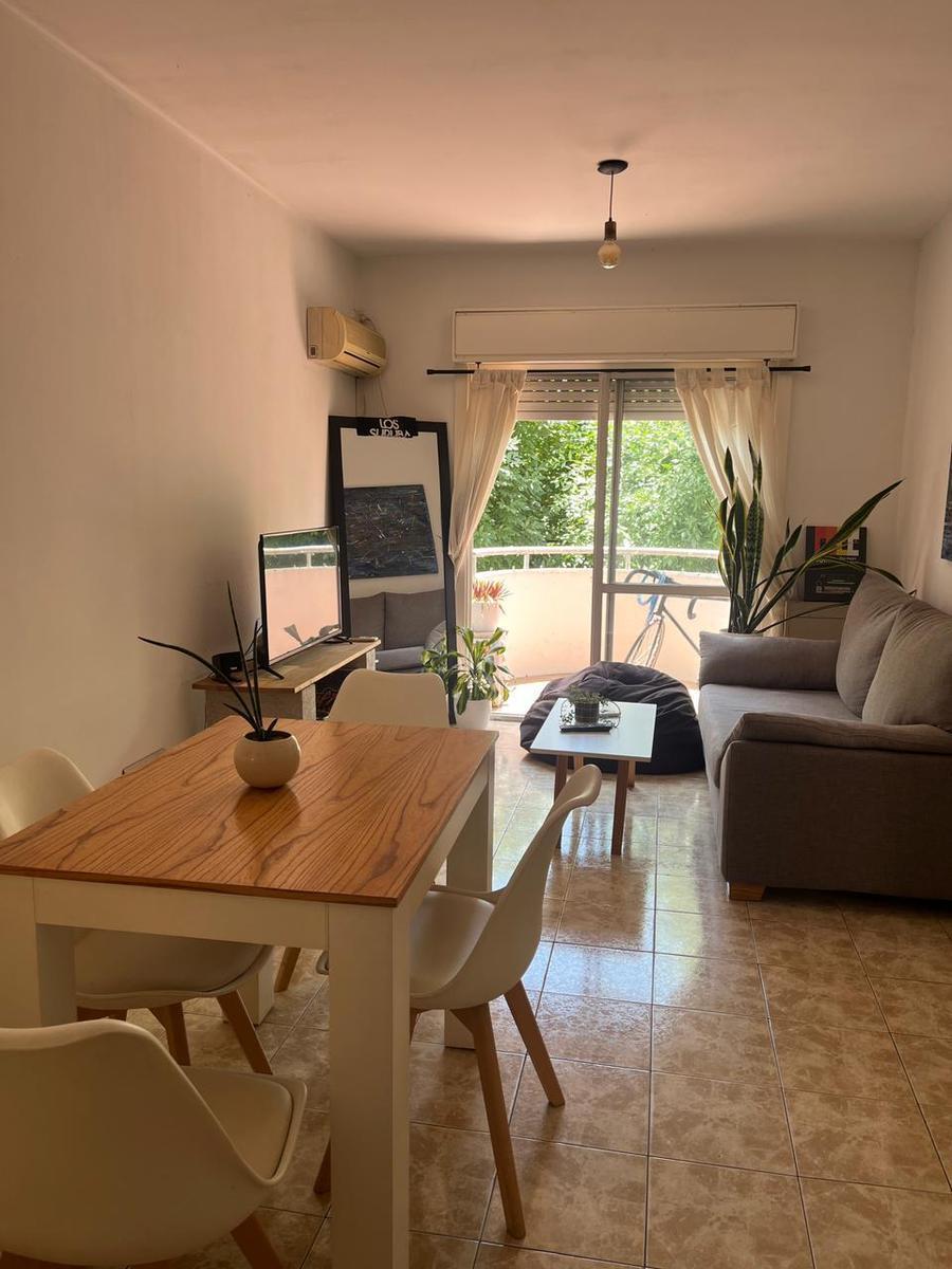 Departamento en Adrogué