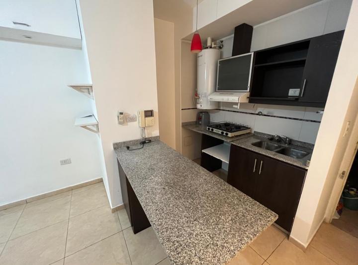 Departamento en  Lomas de Zamora 4