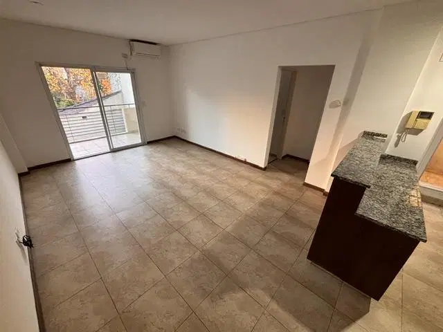 Departamento EN ADROGUE CENTRO 1