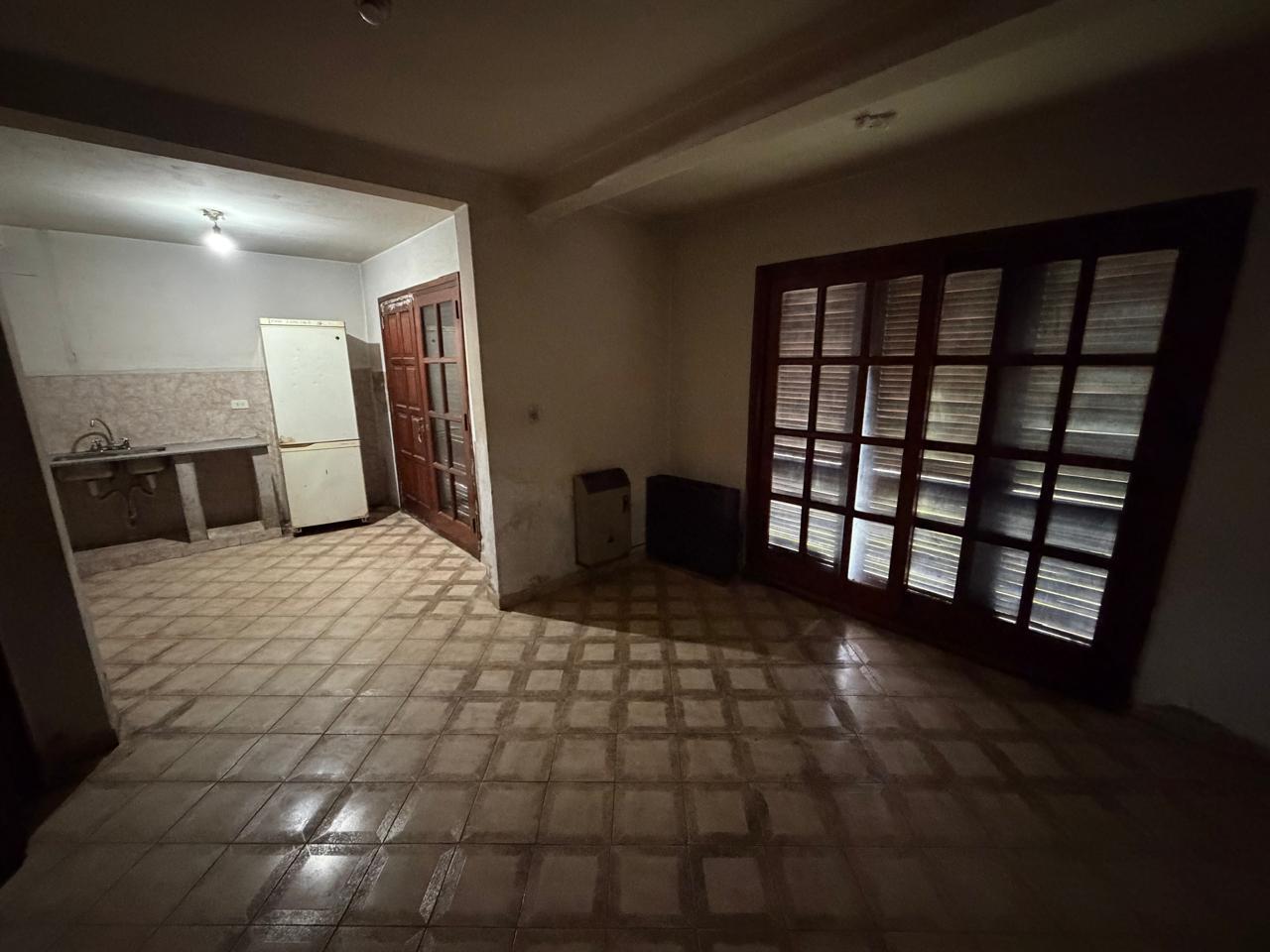Foto de Casa a reciclar en Lomas de Zamora, imagen 2