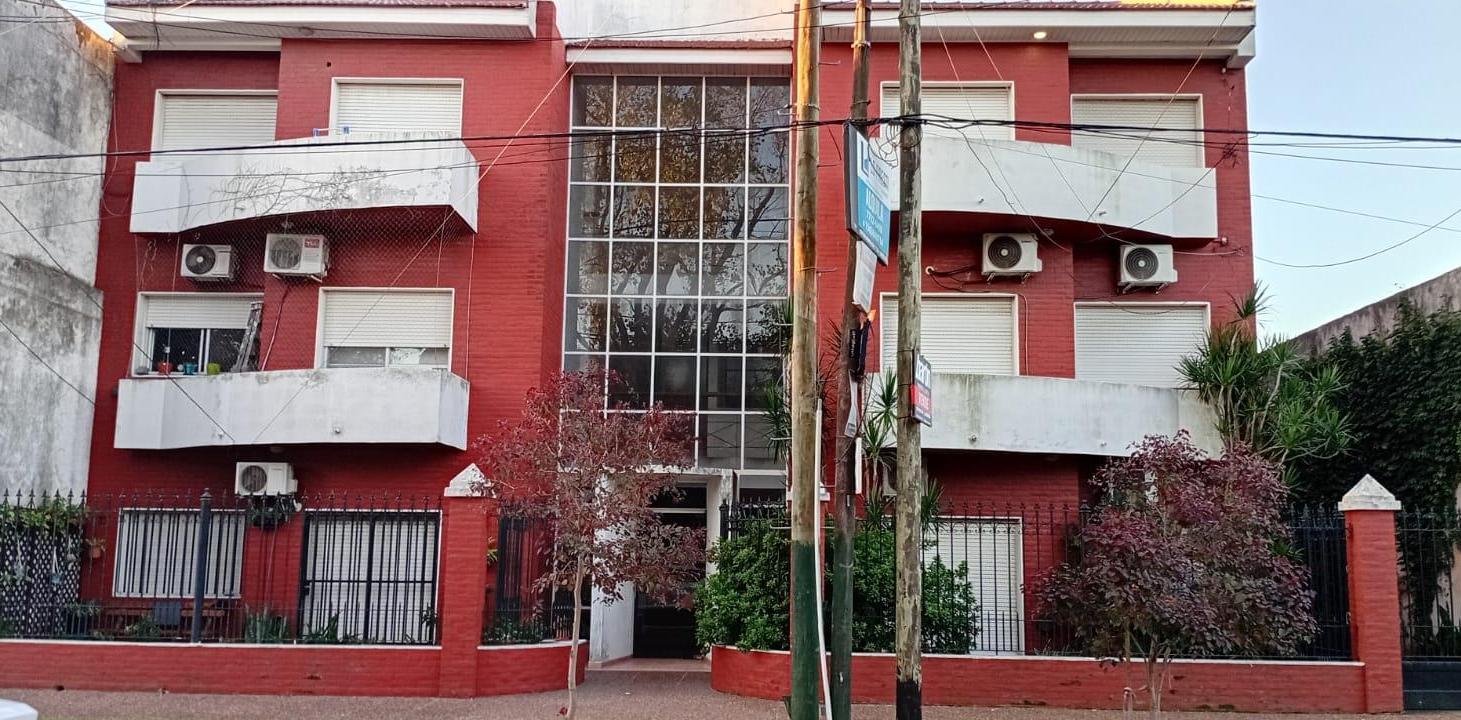 Departamento 3 amb con cochera en Banfield