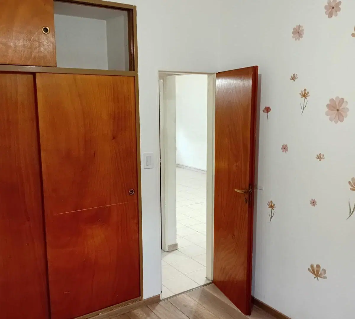 Departamento 3 amb con cochera en Banfield 5
