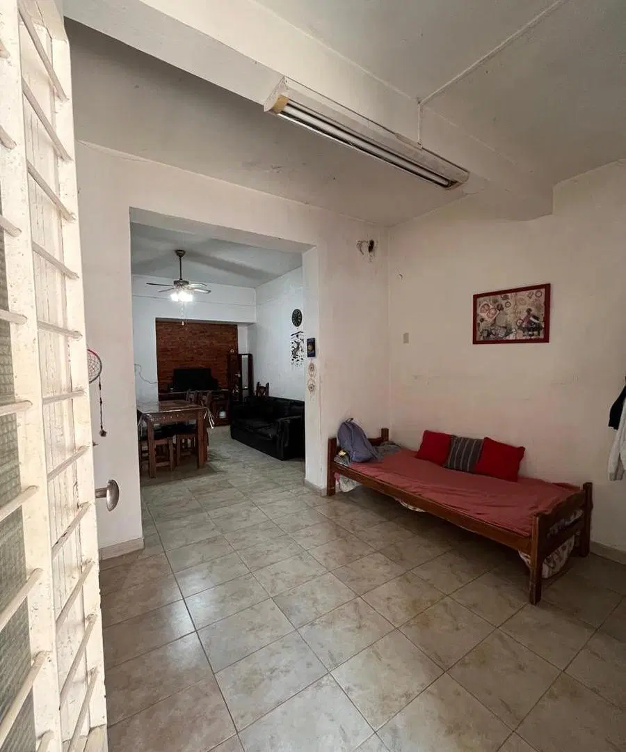 PH 3 ambiente con jardín en Turdera 4