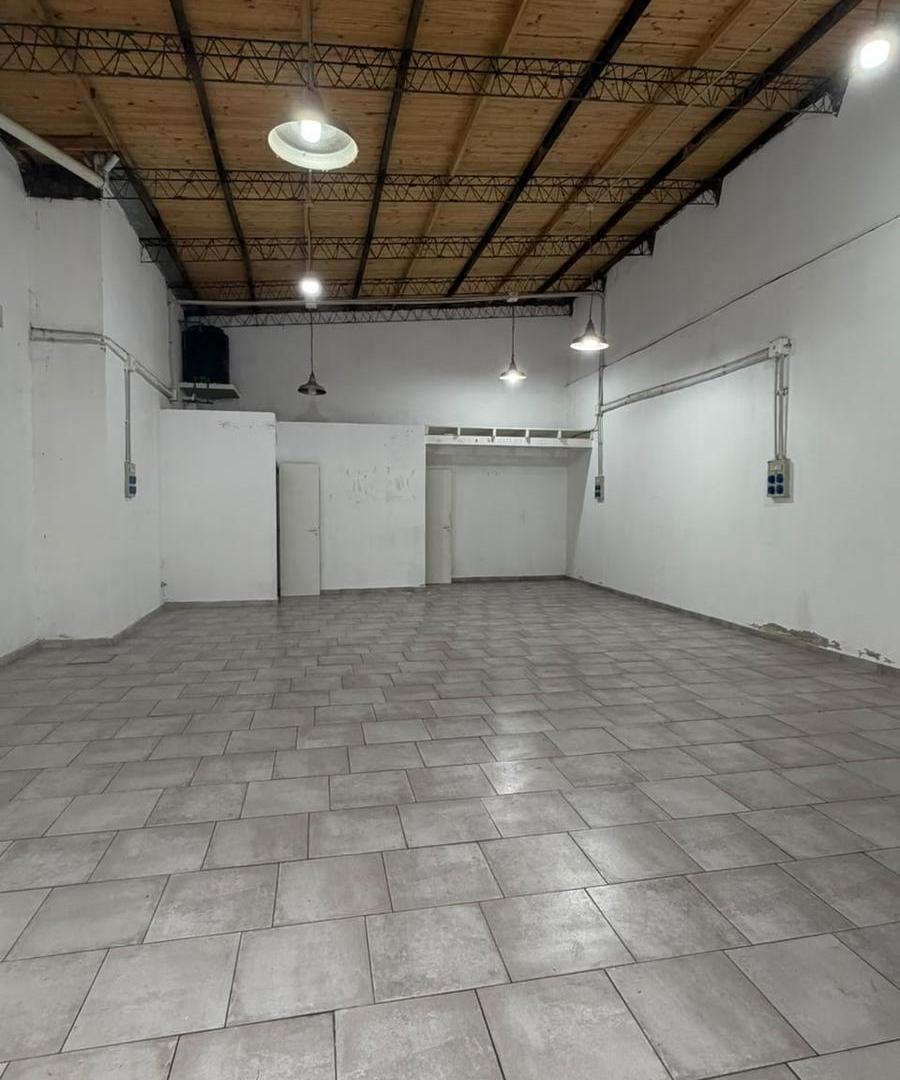 Foto de Depósito en Banfield en muy buen estado., imagen 2
