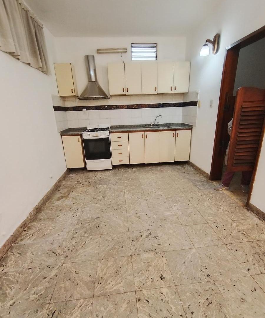 Foto de Chalet con 2 dormitorios y cochera, imagen 3