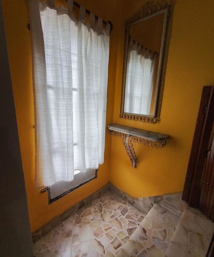 Foto de Chalet con 2 dormitorios y cochera, imagen 2
