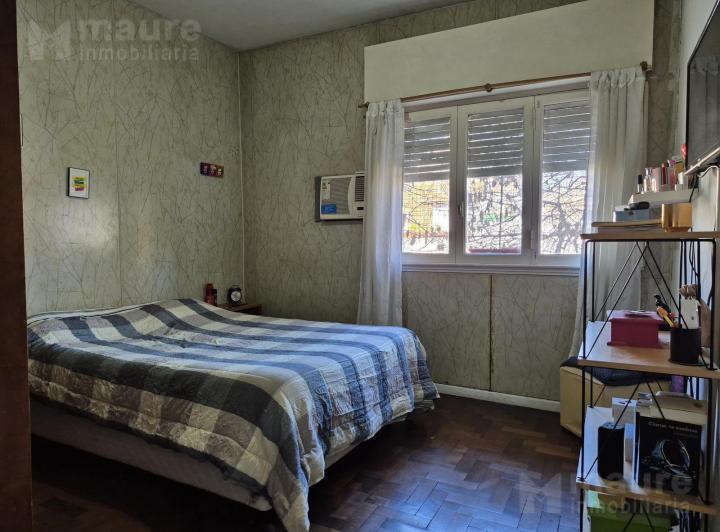 Venta 3 ambientes tipo PH con balcón en Parque Chas Muy bajas expensas! 4