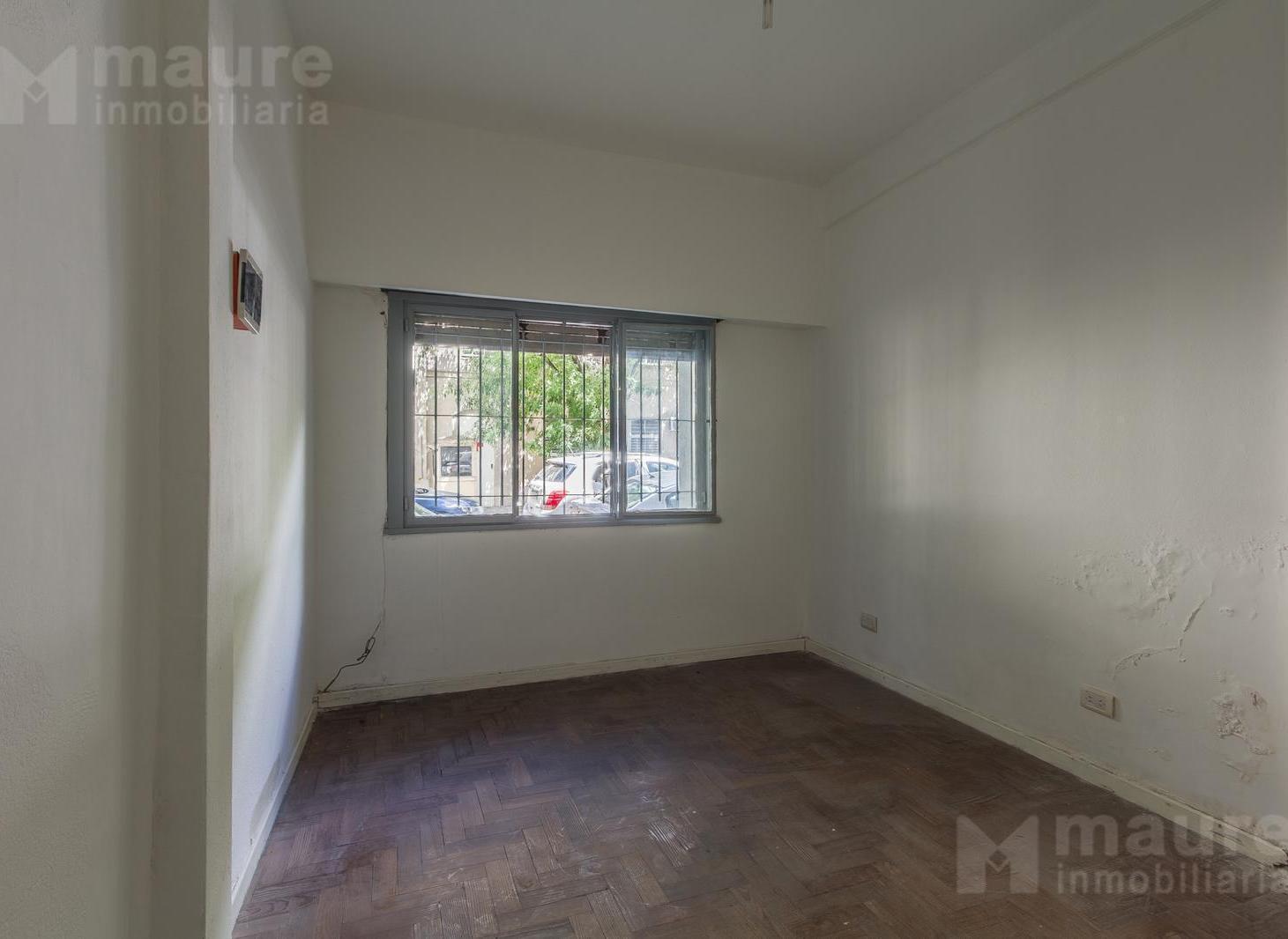 Foto de PH en planta baja de 2 ambientes a reciclar en venta en Belgrano, imagen 4