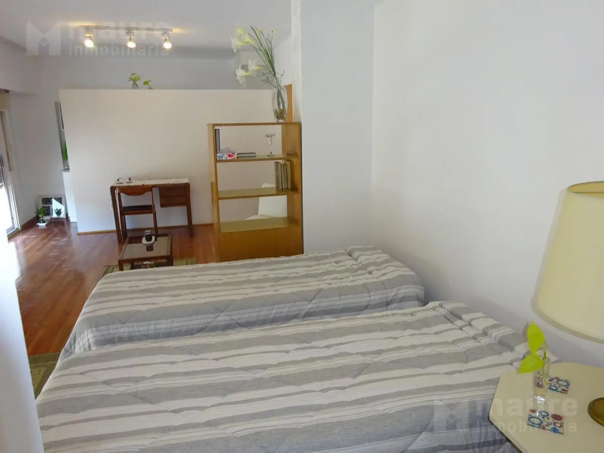 Monoambiente con terraza para 2 personas  en alquiler temporario en Belgrano 4
