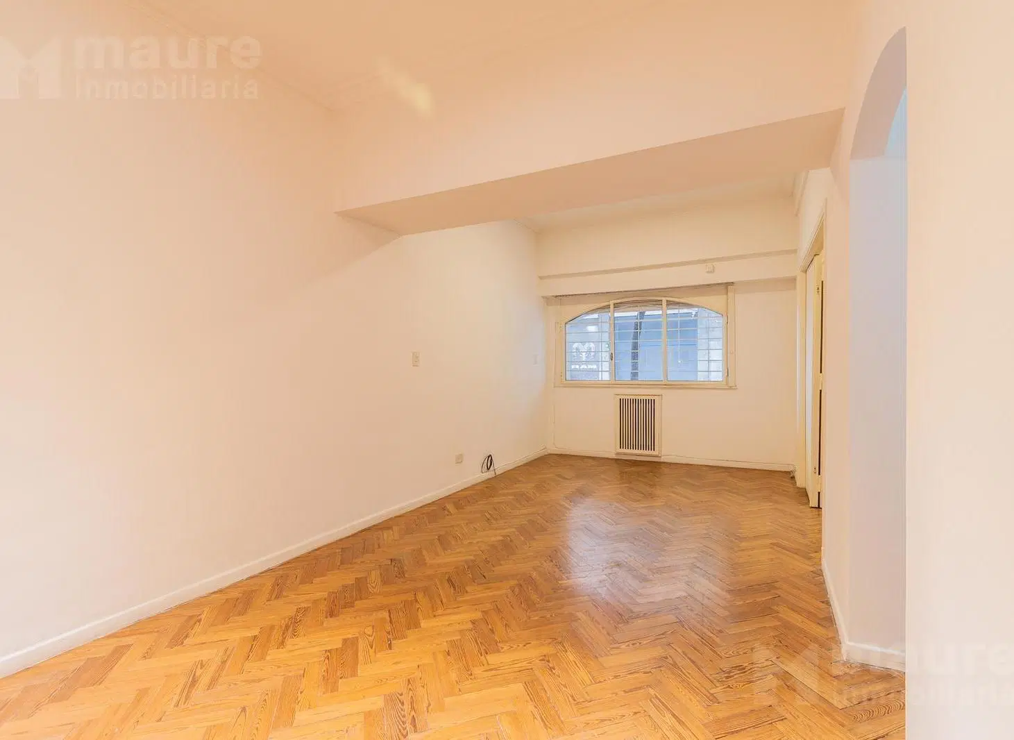 3 ambientes de un dormitorio escritorio y patio en venta en Las Cañitas 2