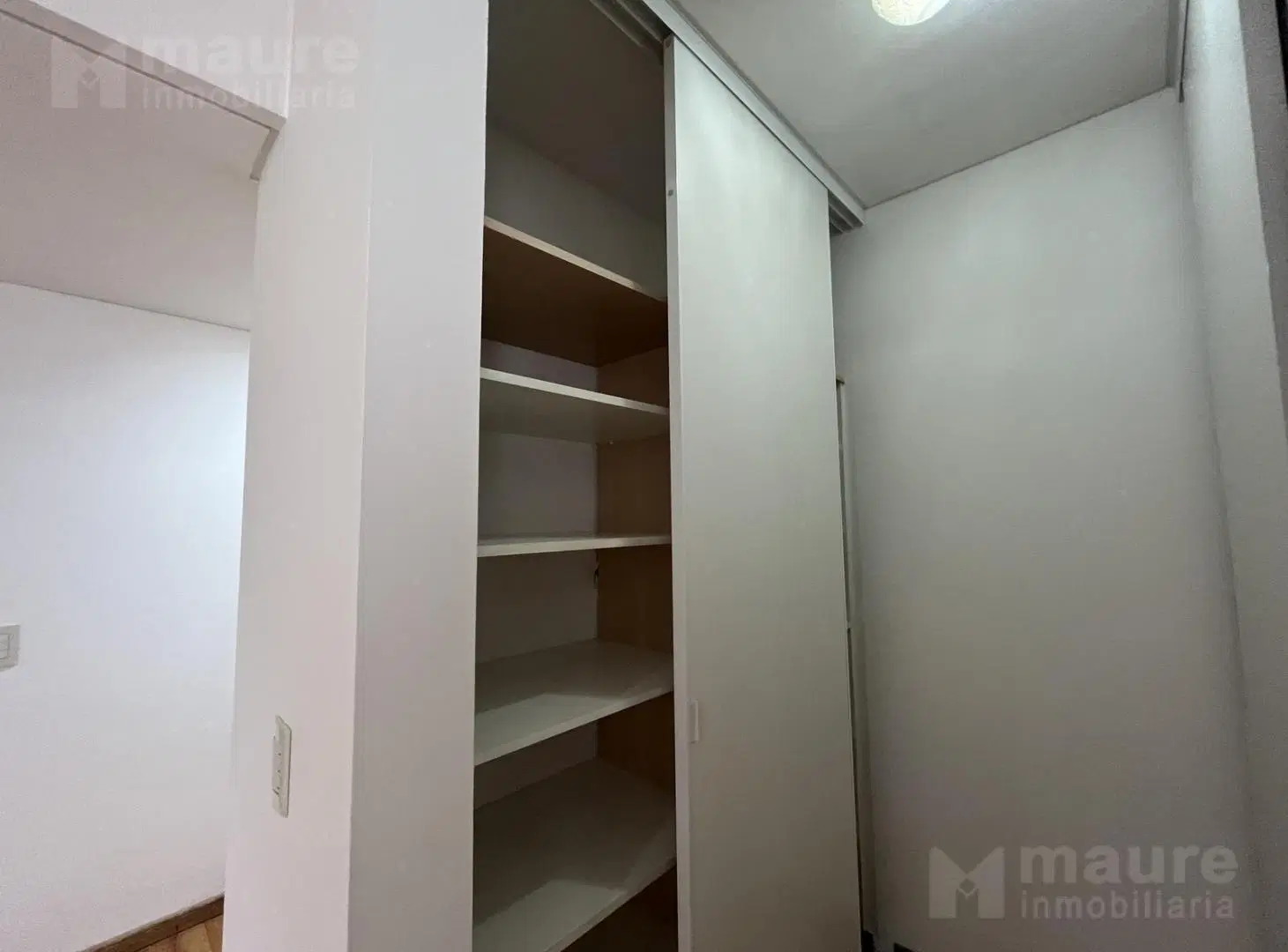 Monoambiente dividido de 40m2 balcón y con Amenities en ALQUILER Las Cañitas 5