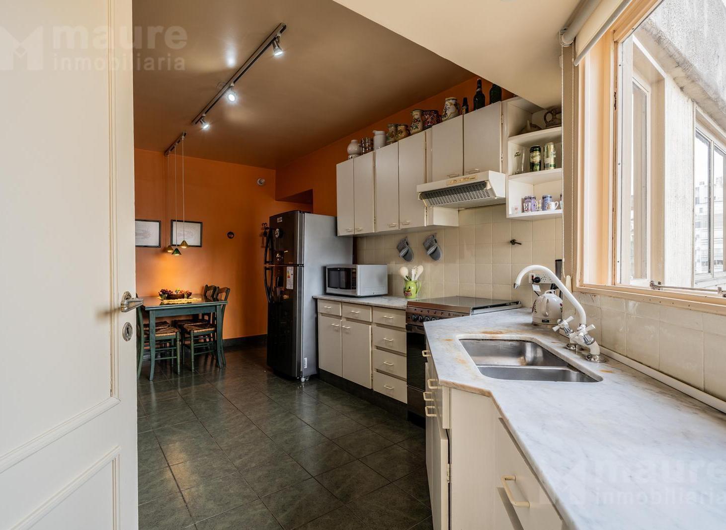 Foto de 4 ambientes en venta en torre con cochera para 2 autos en Belgrano, imagen 2