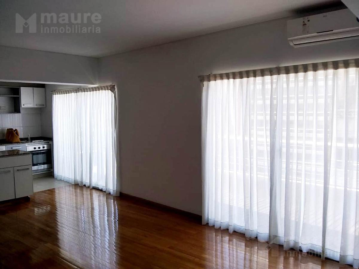 Foto de Amplio duplex con balcón terraza en alquiler en Palermo - Cochera fija, imagen 3