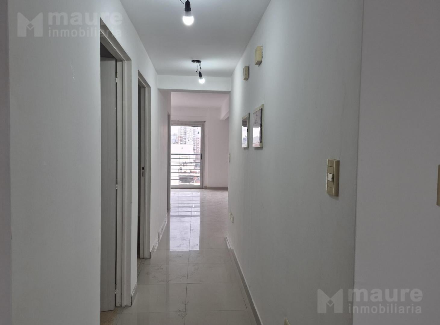 Foto de Venta Piso de 3 ambientes sin división, con cochera fija y cubierta, imagen 3
