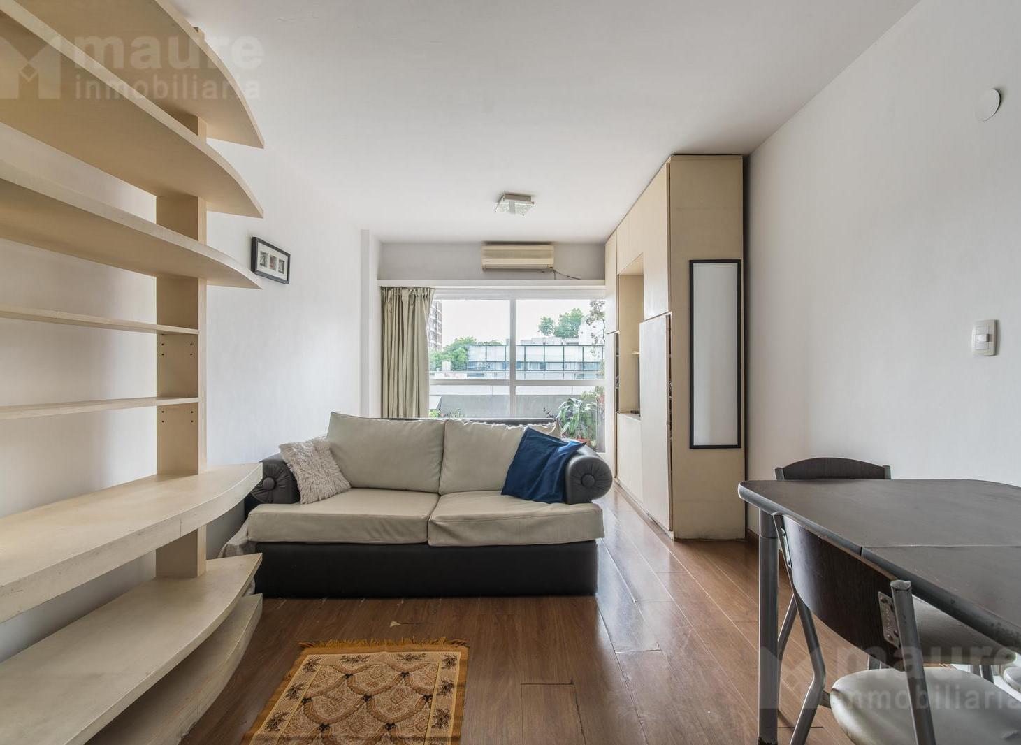 Foto de Monambiente con balcón luminoso en venta en Las Cañitas, imagen 1