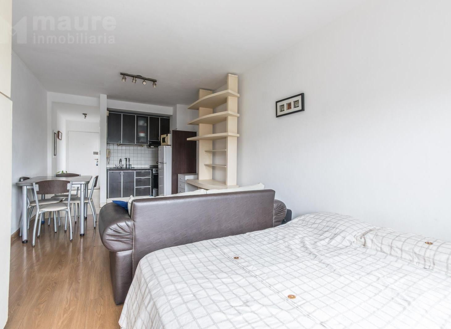 Foto de Monambiente con balcón luminoso en venta en Las Cañitas, imagen 5
