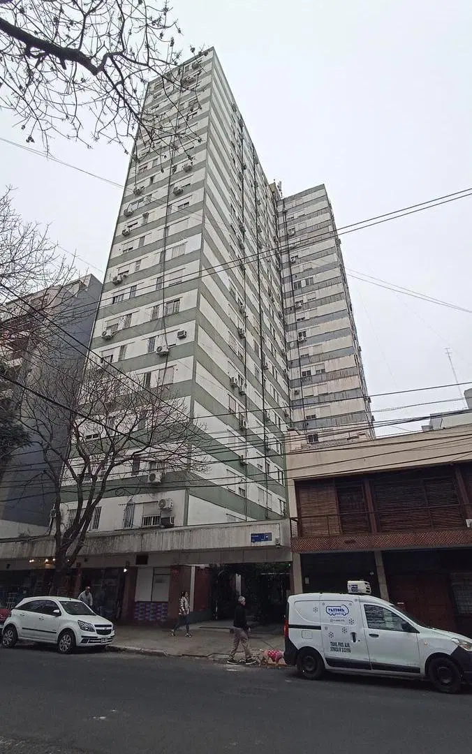 Alquiler Departamento chico de 2 ambientes en Caballito – Piso 17 Torre Almagro Construcciones. 2
