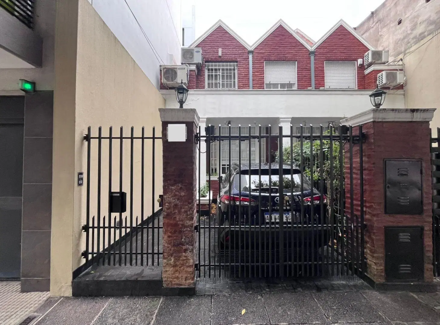 Triplex de Categoría en Flores Norte | 180m² | Calidez y Confort Premium 3