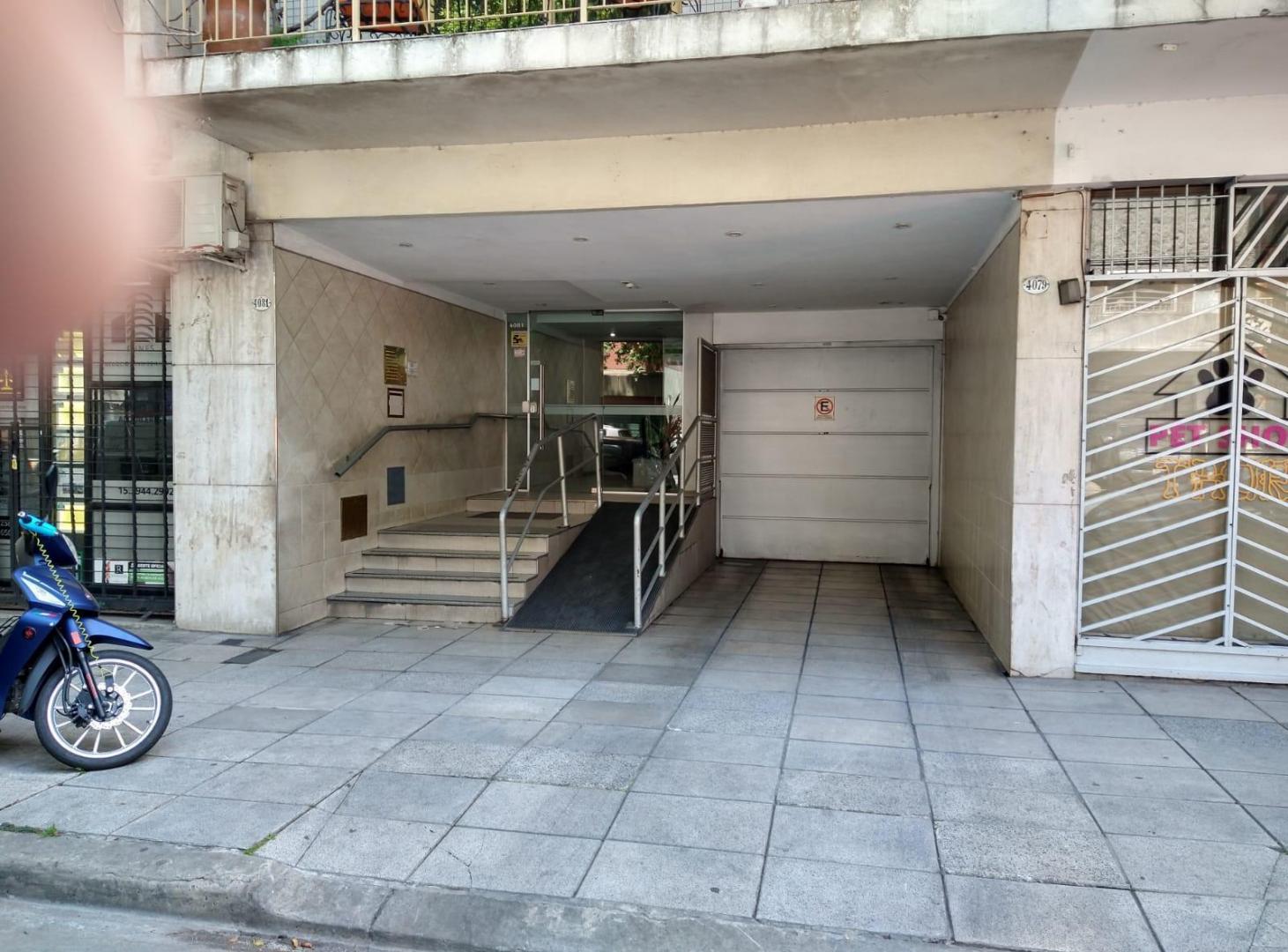 Foto de Departamento en venta 3 ambientes al frente con balcon corrrido., imagen 5