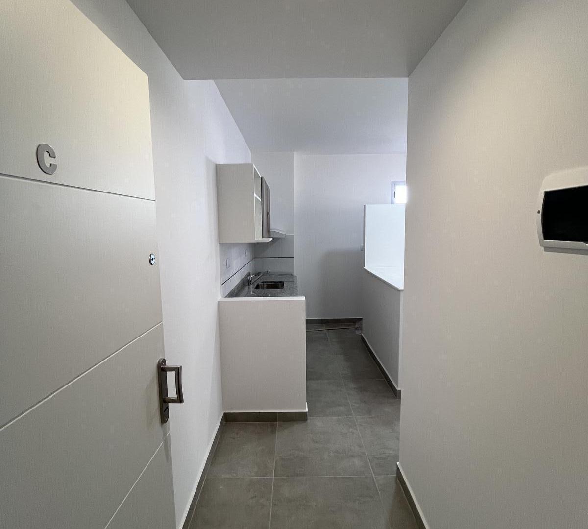 Foto de Monoambiente Equipado A Estrenar - Apto Profesional / Vivienda - Varela, imagen 1
