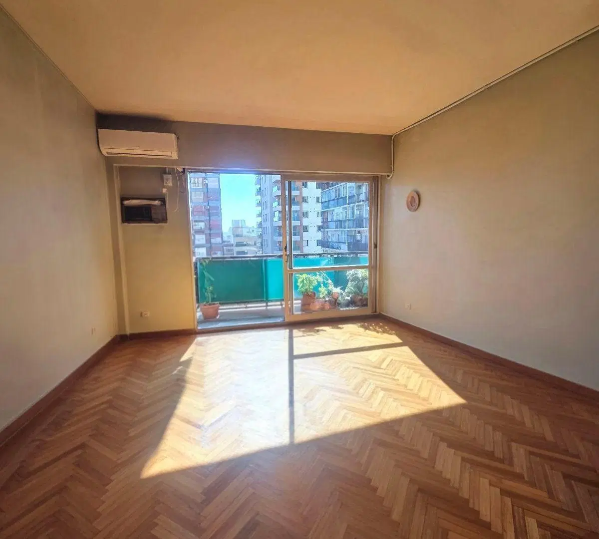 Departamento en venta  Barrancas de Belgrano 4 Ambientes con cochera! 2