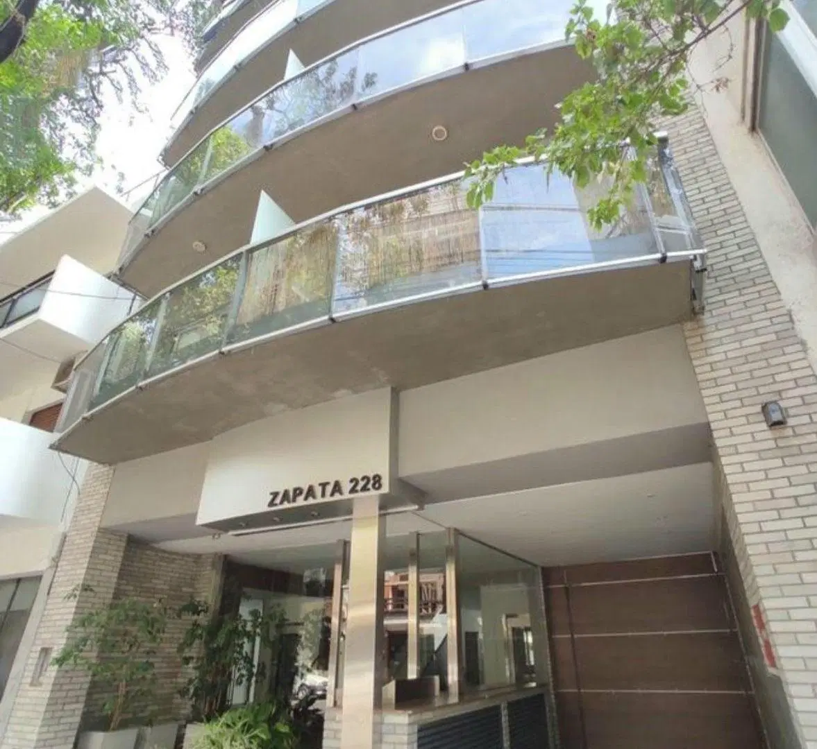 Departamento en venta Ambiente, piso alto con balcón 5