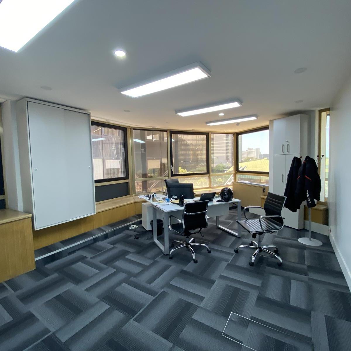 Oficina en Catalinas 2