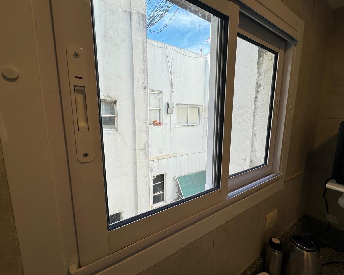 Departamento 2 Amb Impecable! Muy Luminoso! Barrio Norte Melo y Junin! 4