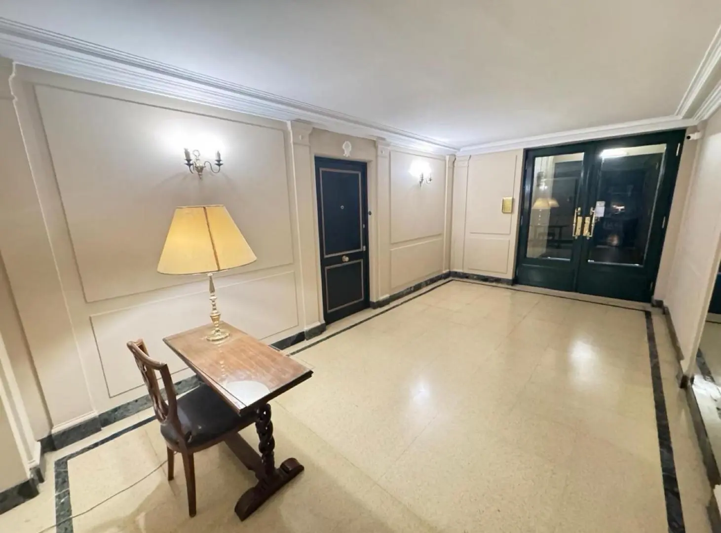 Depatamento en venta recoleta PB, con patio propio ,Luminoso Rodriguez Peña y Juncal ! 5