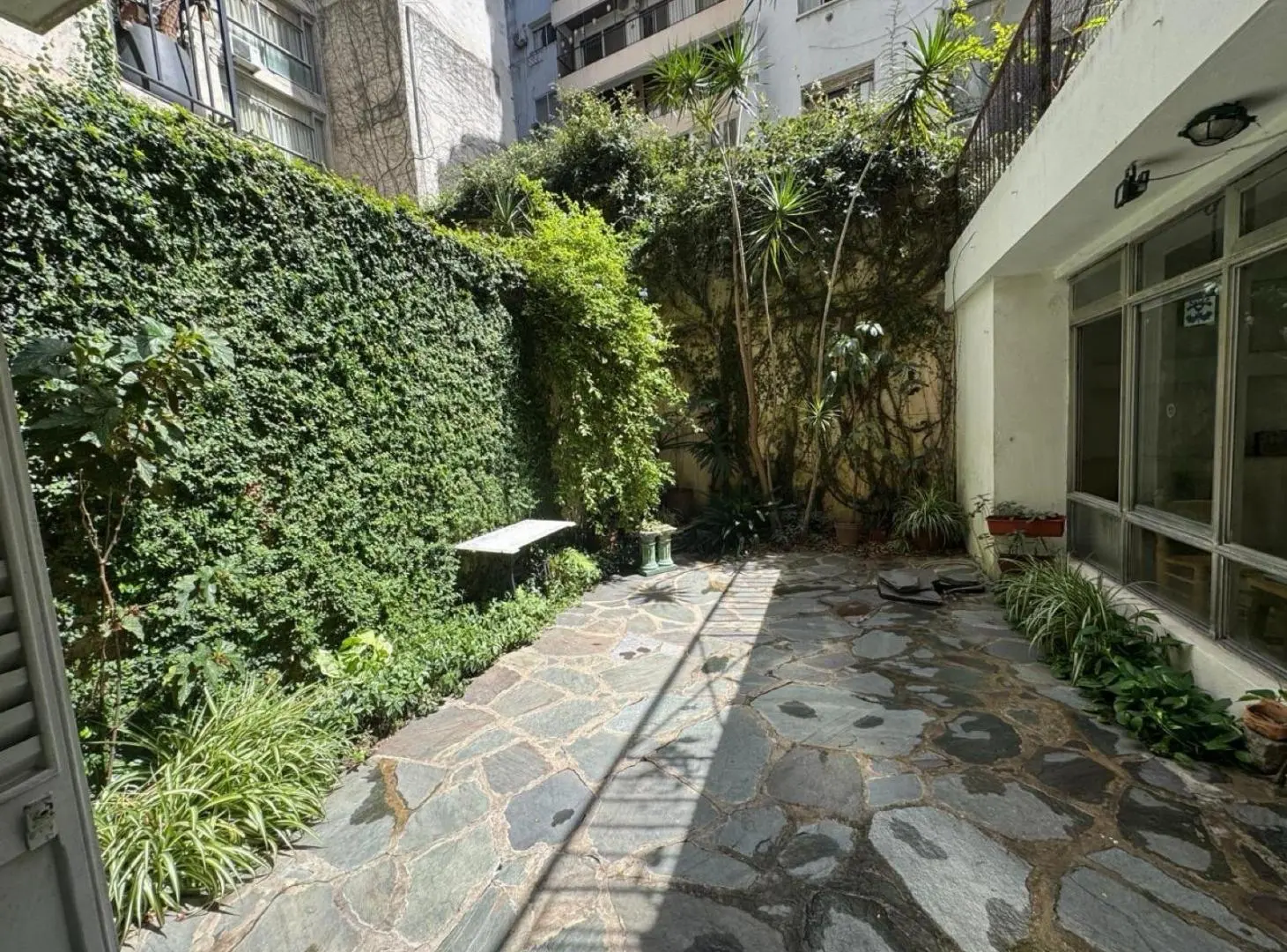Depatamento en venta recoleta PB, con patio propio ,Luminoso Rodriguez Peña y Juncal ! 1