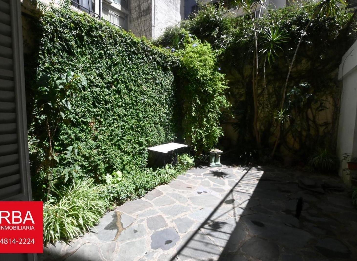 Depatamento en venta recoleta PB, con patio propio ,Luminoso Rodriguez Peña y Juncal !