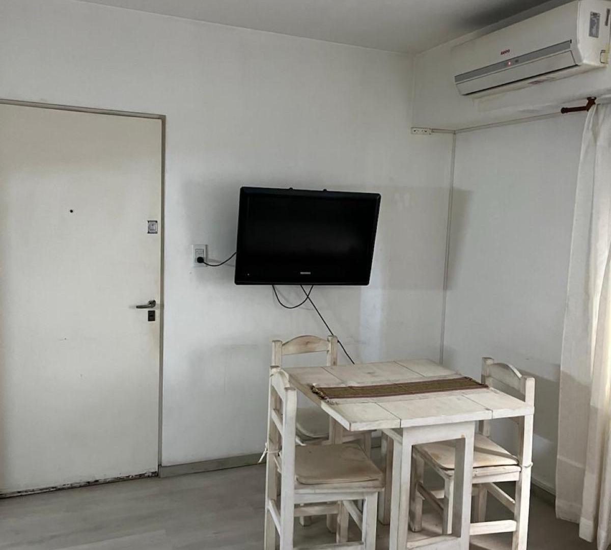 Foto de Departamento en Barrio Norte, Venta, 2 amb. Ideal inversor con renta, imagen 3