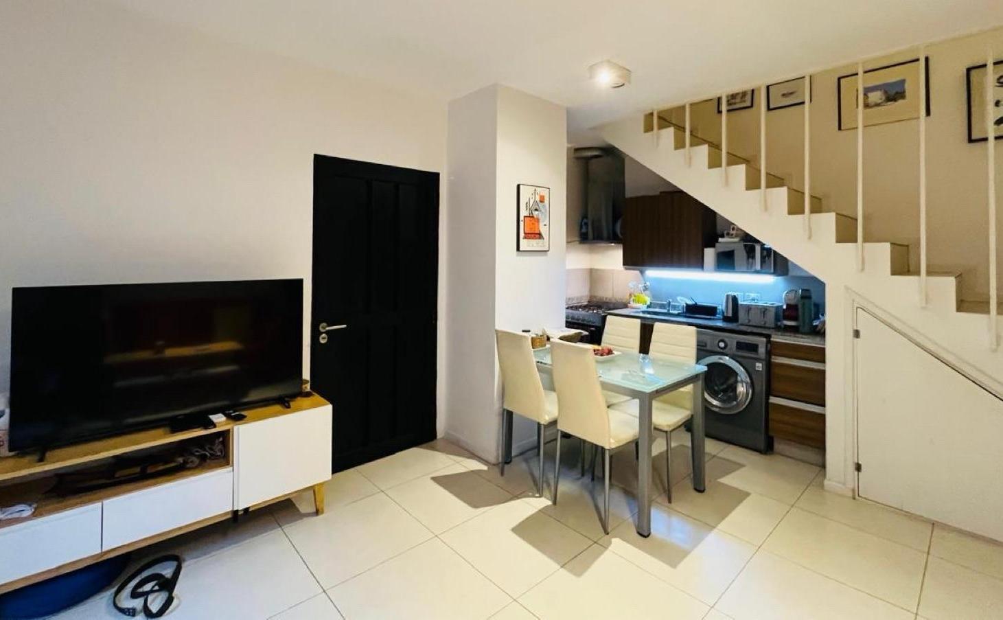 Foto de Departamento en duplex, 3 amb, patio, Saavedra, imagen 2