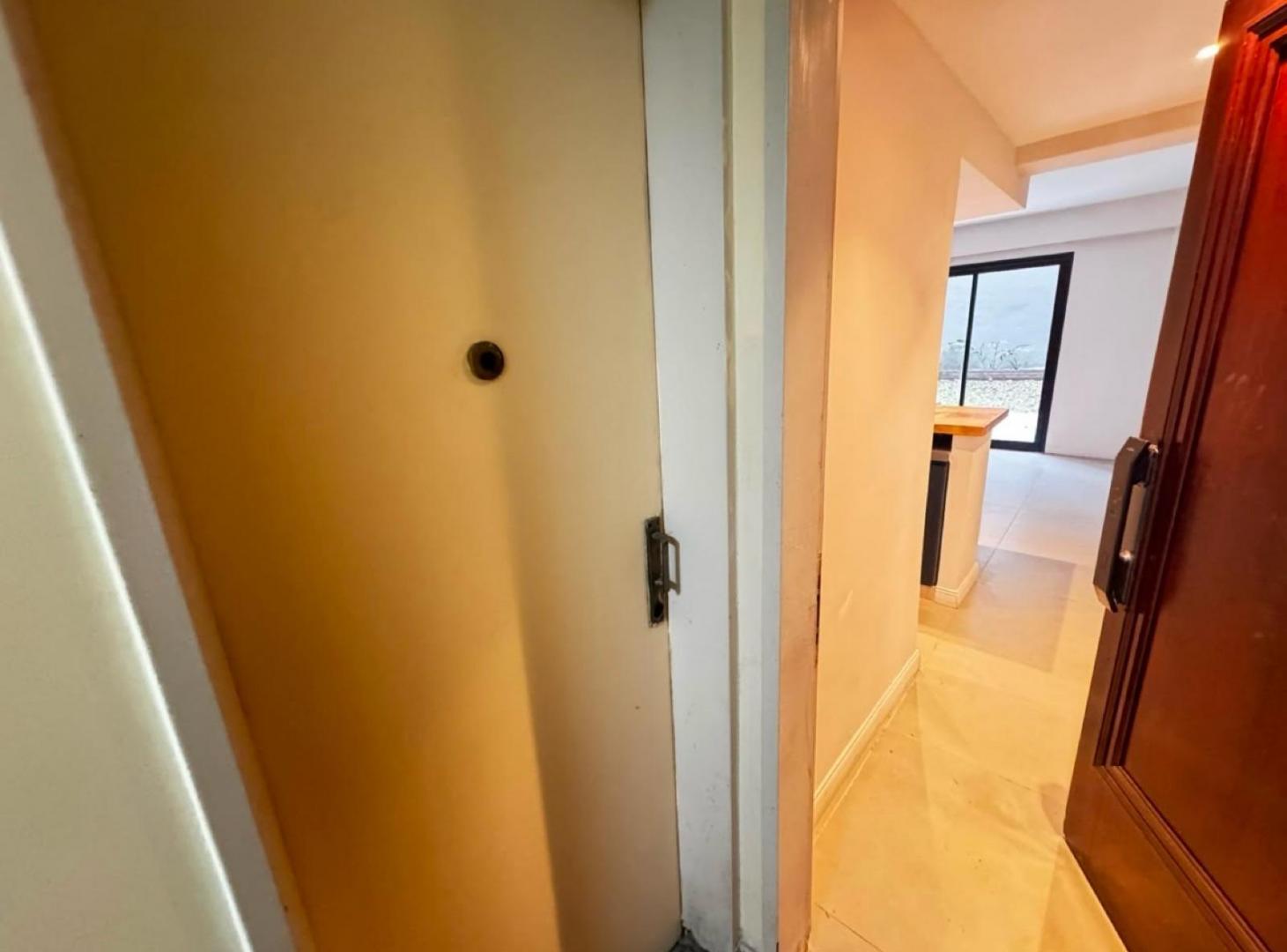 Foto de Departamento en Planta Baja, con patio y jardín propios, Barrio Norte !, imagen 4