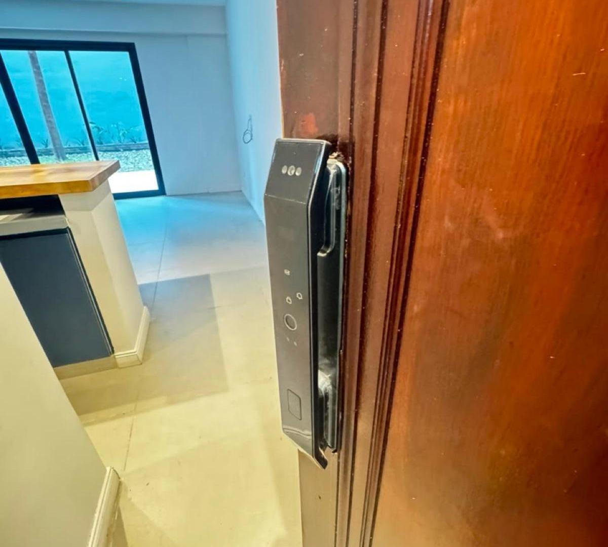 Foto de Departamento en Planta Baja, con patio y jardín propios, Barrio Norte !, imagen 2