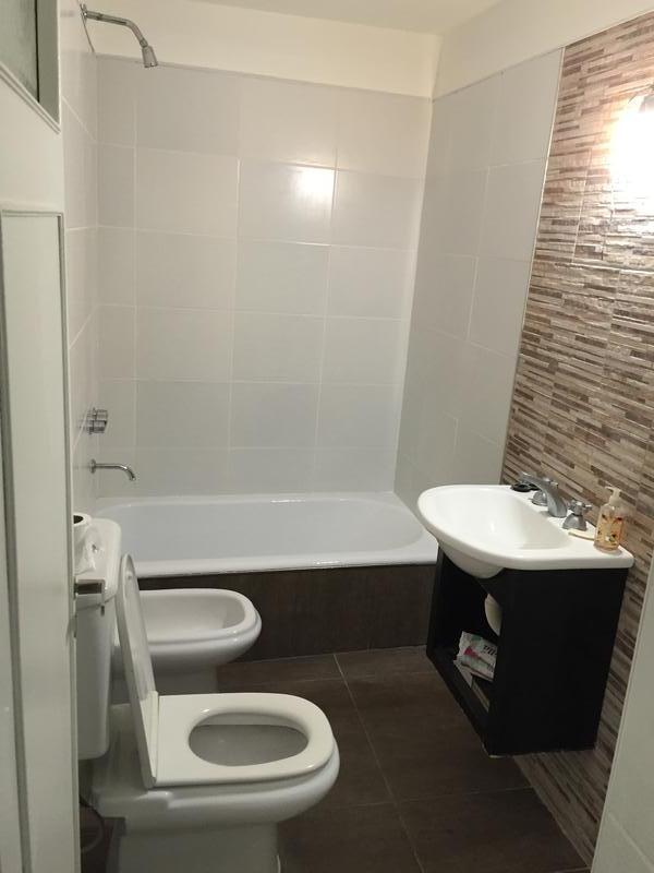 Foto de Departamento venta 2 ambientes Barrio Norte c/patio super luminoso! a, imagen 2