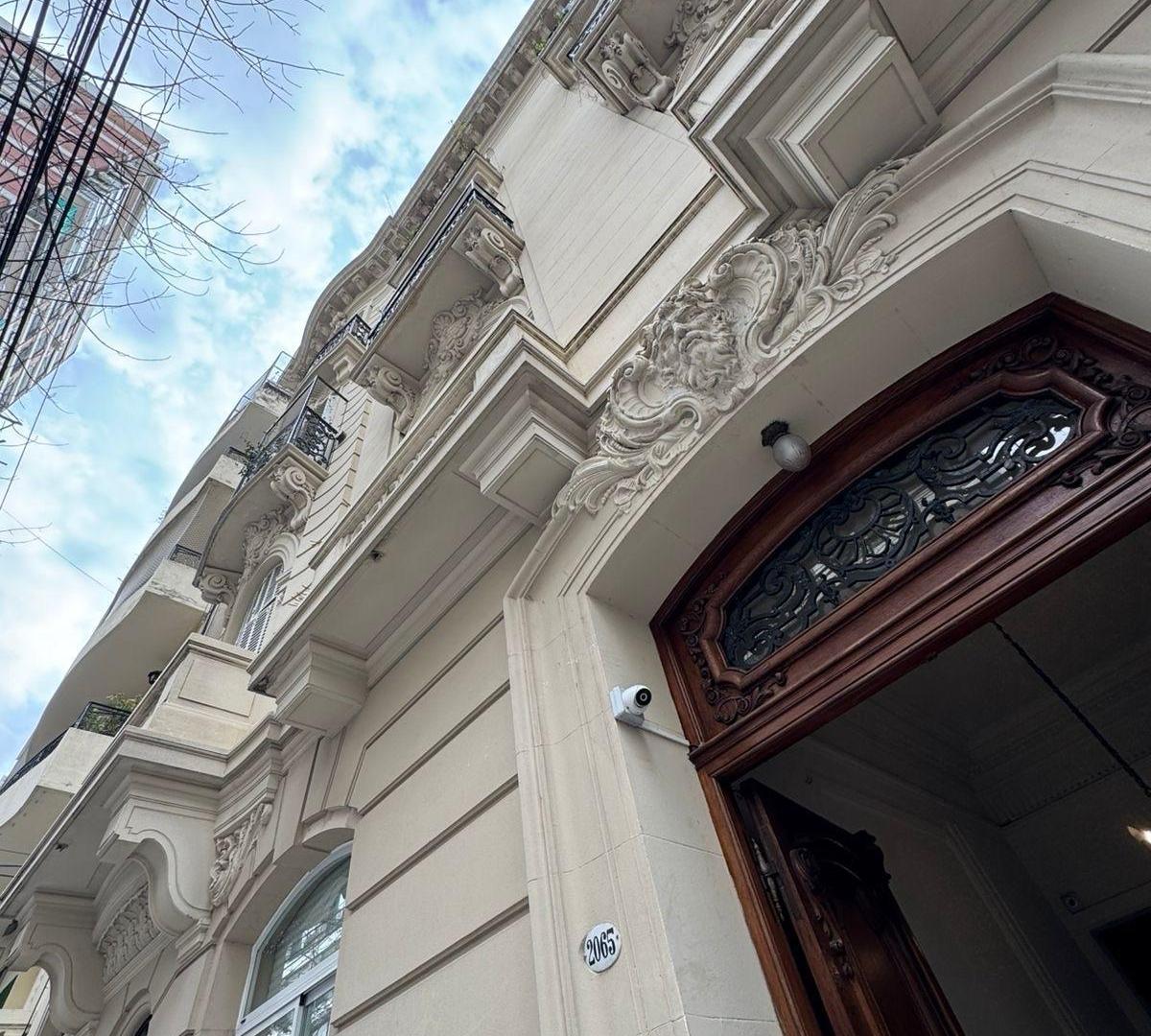 Foto de Lindisimo semipiso Estilo Frances de 4 amb en edificio de categoria, imagen 4