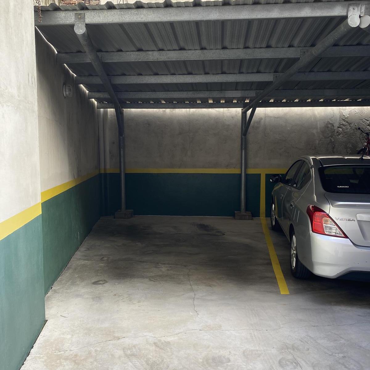Departamento 4 Amb con Cochera y Terraza en Caballito Sur 1