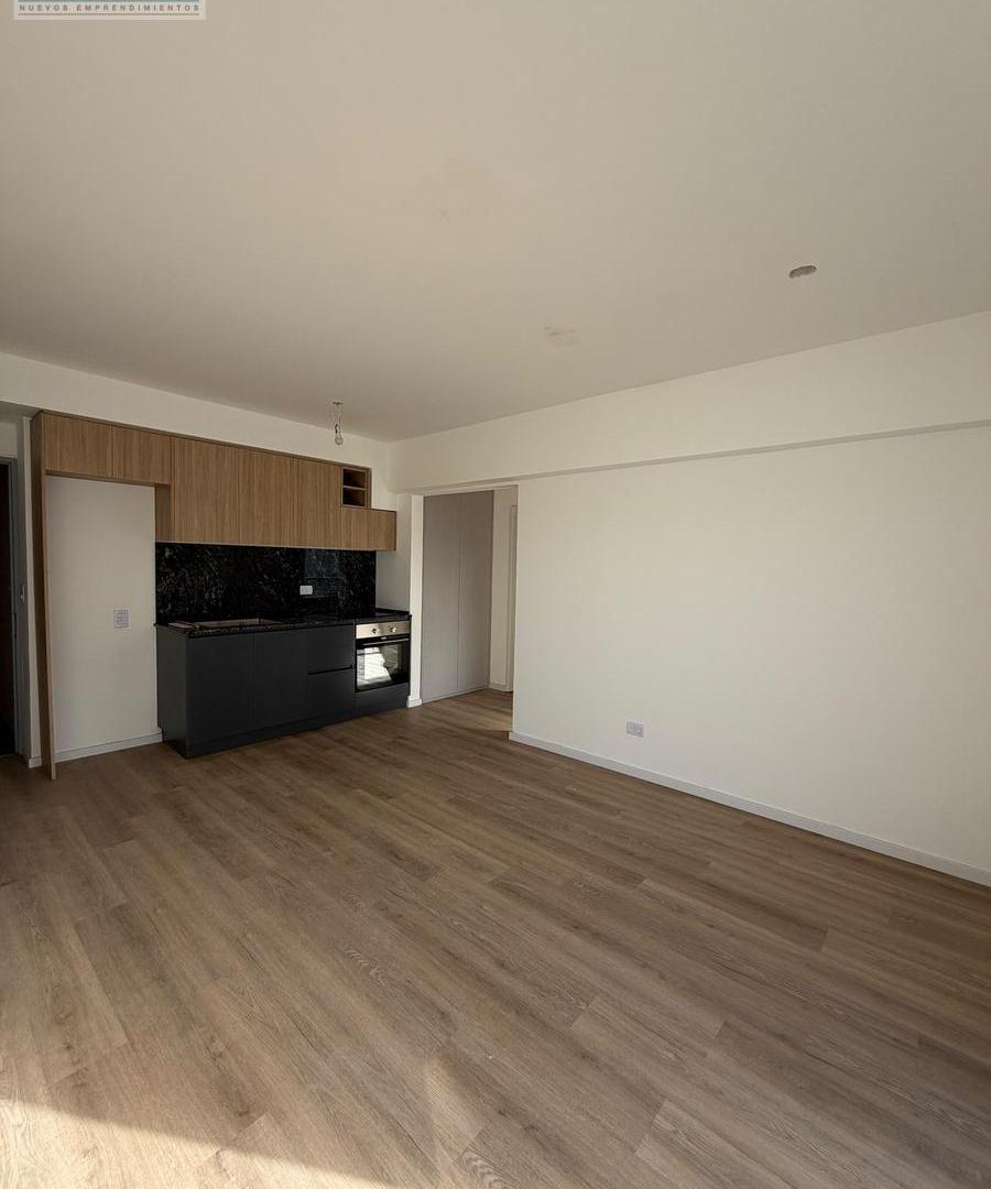 Foto de Departamento 3 amb con espectacular balcón aterrazado en Flores - Entrega Inmediata, imagen 2
