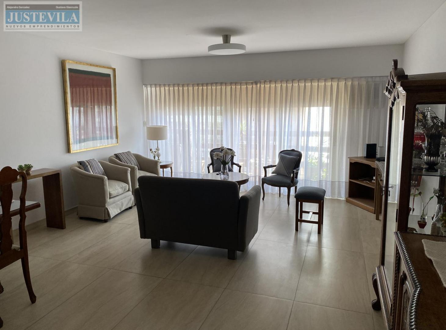 Foto de Departamento 4 ambientes con dependencia en Caballito, imagen 2