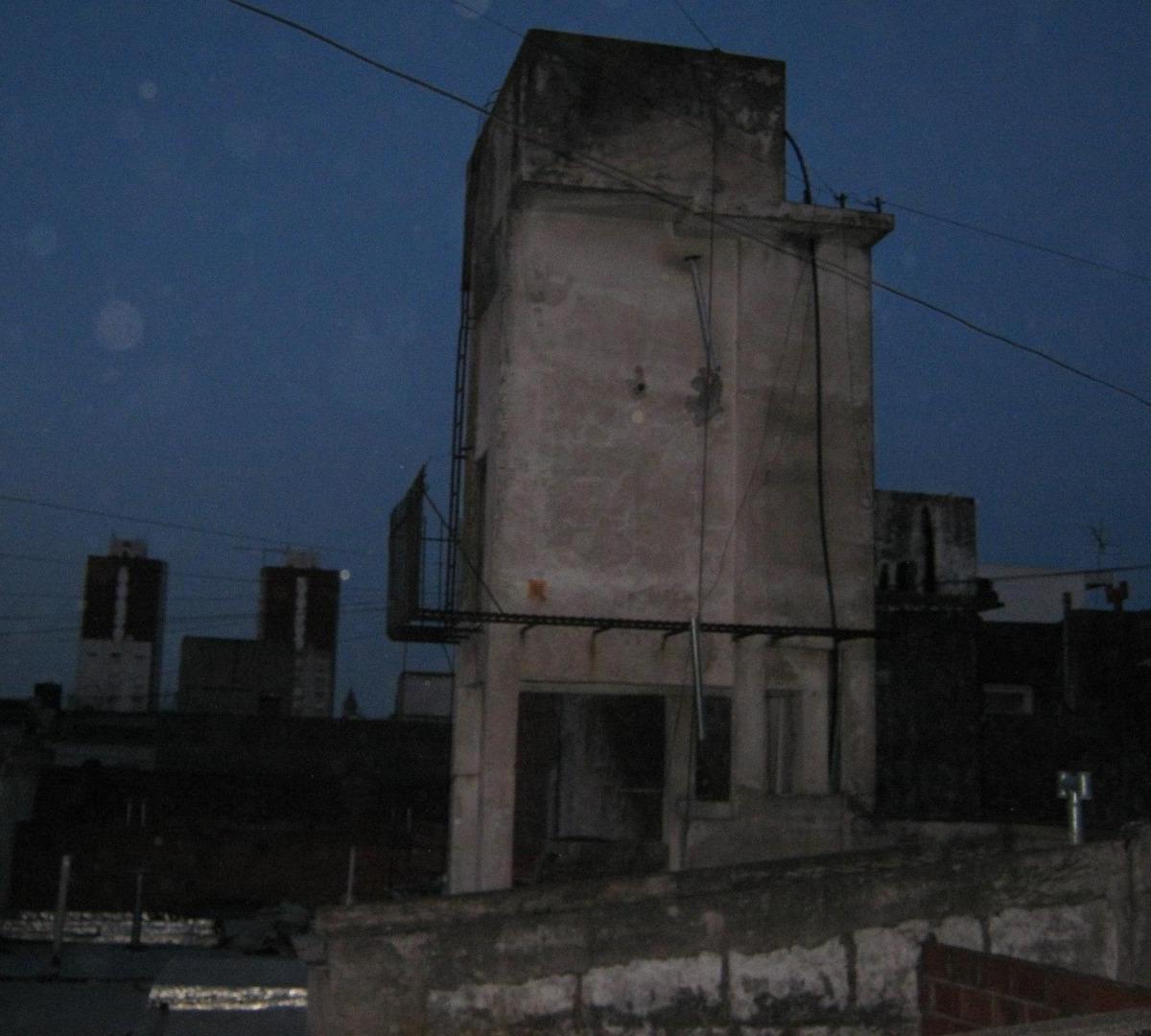 Hotel Muy Bien Ubicado - A Reciclar -