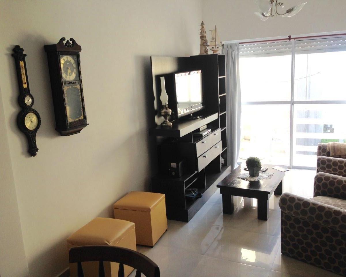 Departamento Tres Ambientes con Cochera