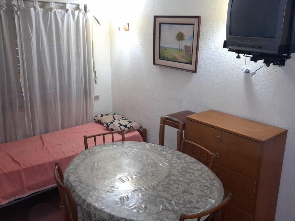Foto de Departamento Dos Ambientes Centro, imagen 3