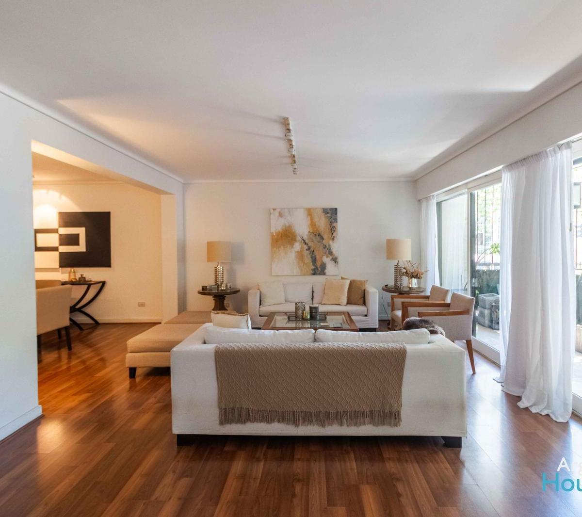 Venta de Excelente Departamento con Cochera en "Las Cinco Esquinas" 1