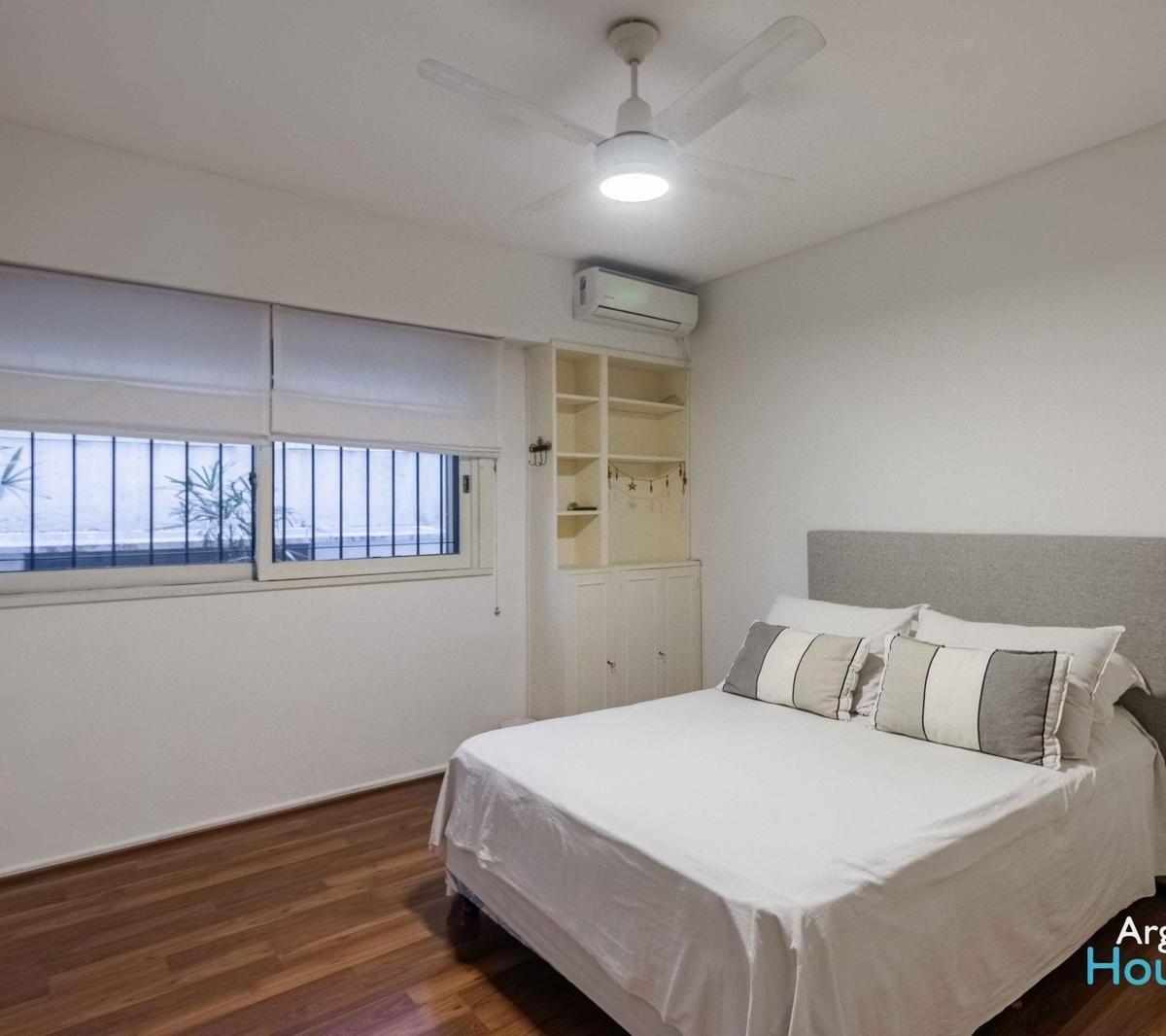 Venta de Excelente Departamento con Cochera en "Las Cinco Esquinas" 4