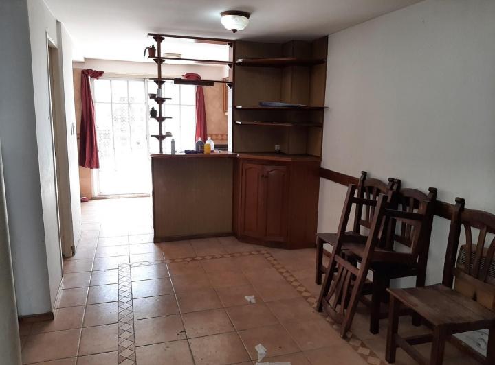 Triplex 4 Ambientes, Garage, Patio con Parrilla en Alquiler en Lanús Este 3