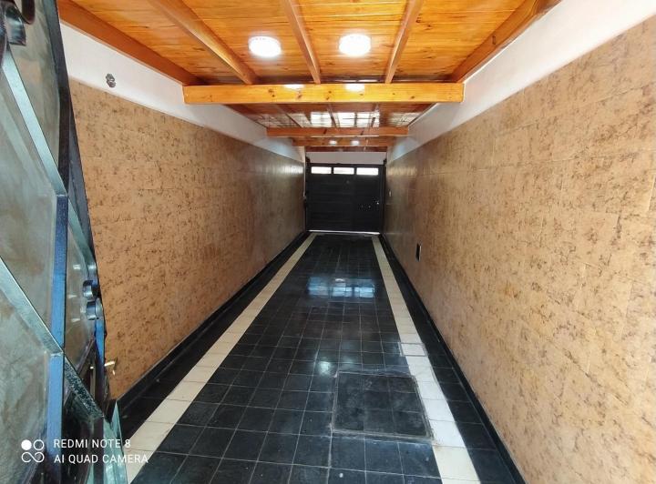 PH 3 Ambientes con Doble Cochera, Patio y Terraza en Alquiler en Lanús Oeste 5