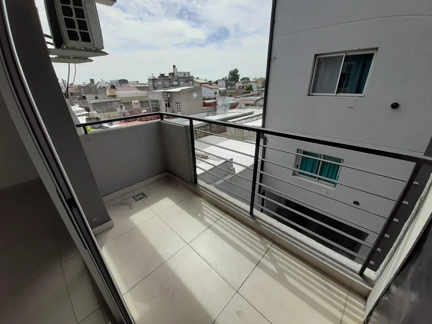Departamento 2 Ambientes Con Balcon en Alquiler ubicado en Lanús Oeste 5