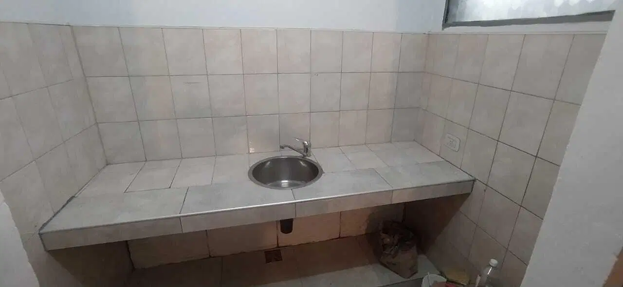 PH 2 Ambientes Sin Expensas y Opcion Cochera en Alquiler en Lanús Oeste 5
